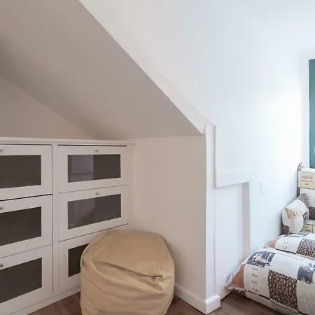Apartment Flh Lx Factory Modern Flat